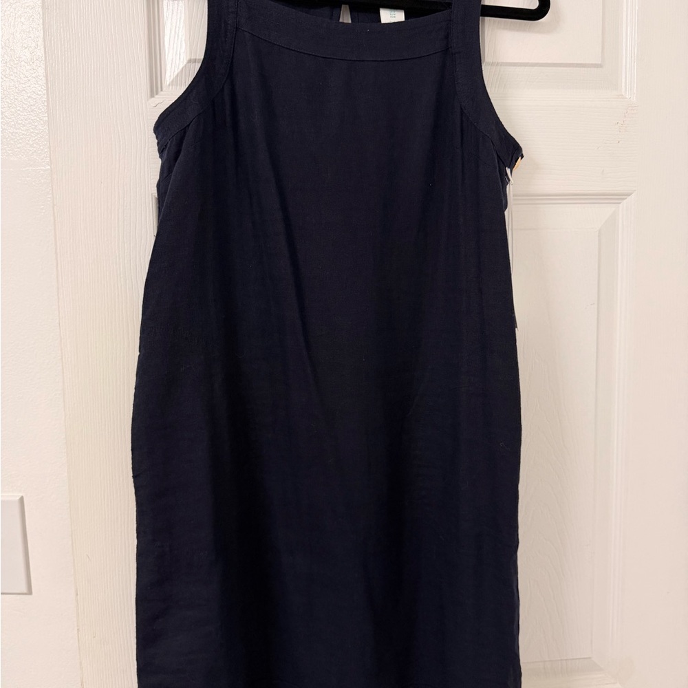 Elegant Black Sleeveless Dress